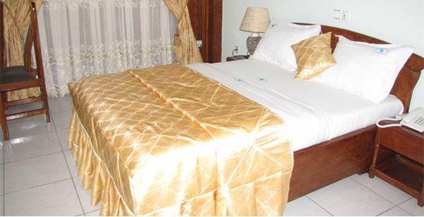 Afrique Hotel Douala Airport Oda fotoğraf