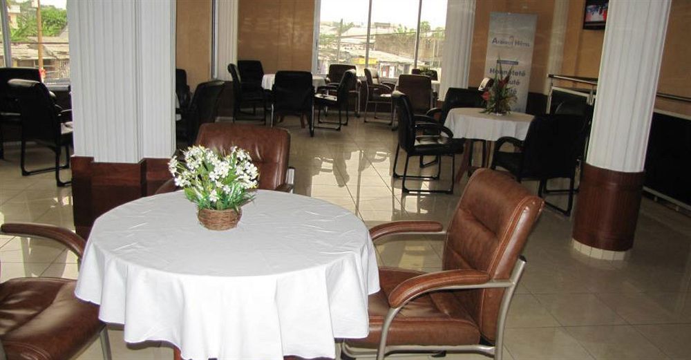 Afrique Hotel Douala Airport Dış mekan fotoğraf